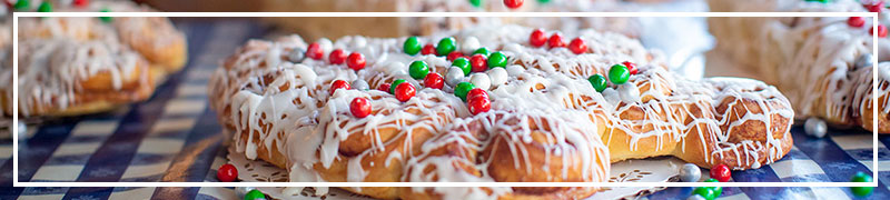 Cinnamon Roll Christmas Tree